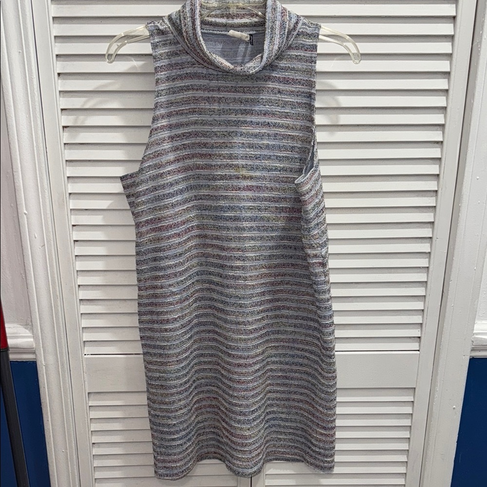 Akemi & Kin colorful Striped  Sleeveless Turtleneck Sweater dress M